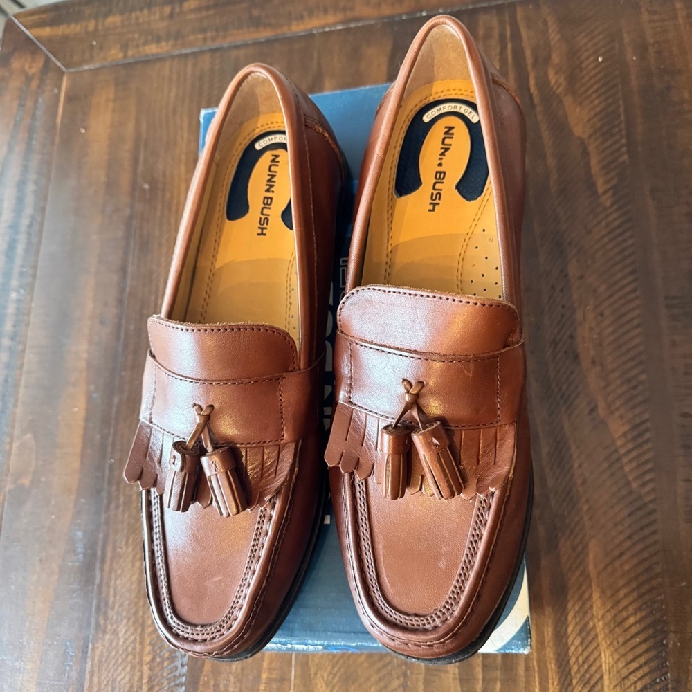 Nunn Bush Gel Comfort Men's Brown Leather Slip On Dress Loafers size 11